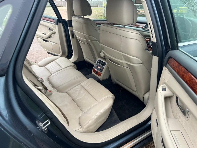 Audi A8 - Image 14