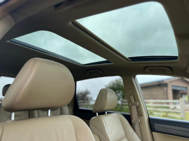 Honda Cr-V - Image 14