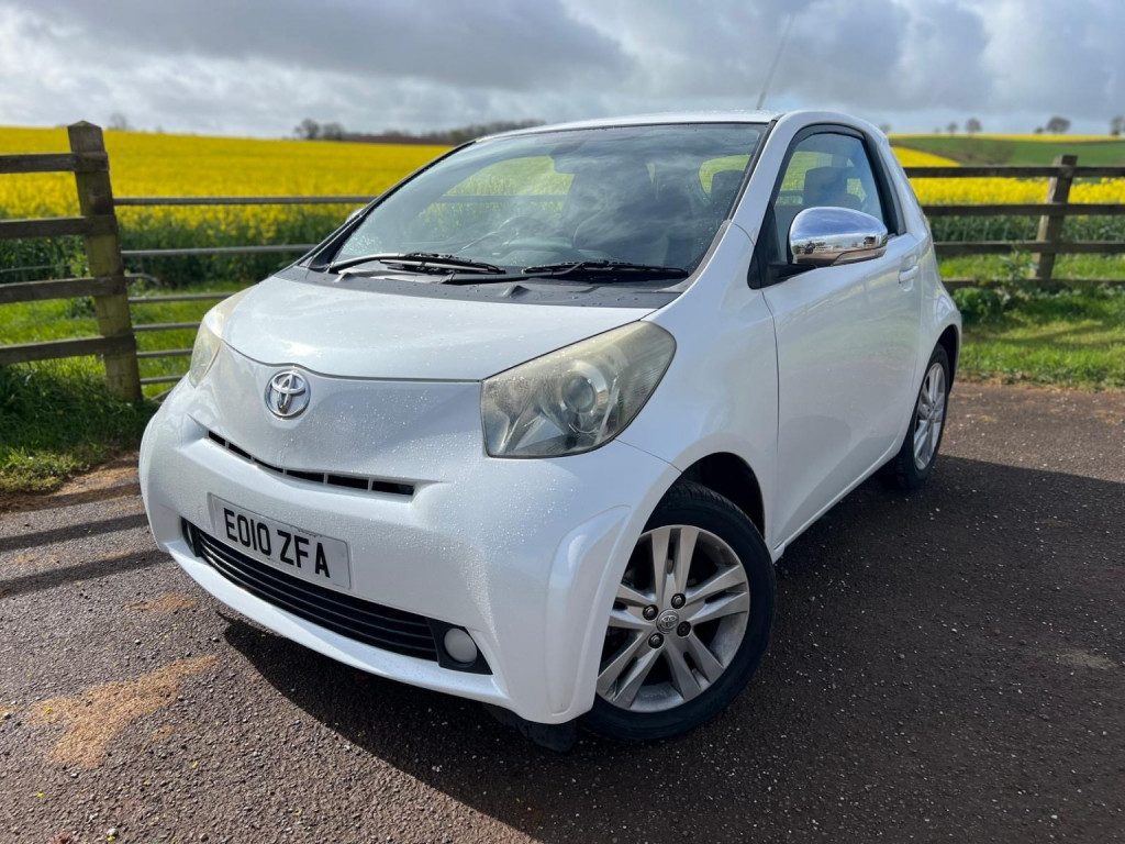 Toyota Iq