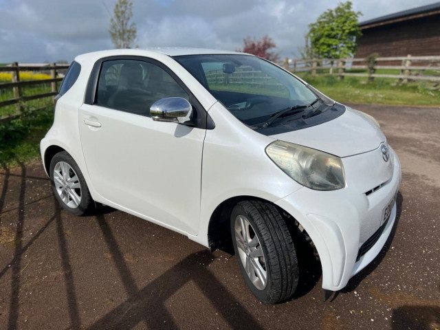 Toyota Iq - Image 8