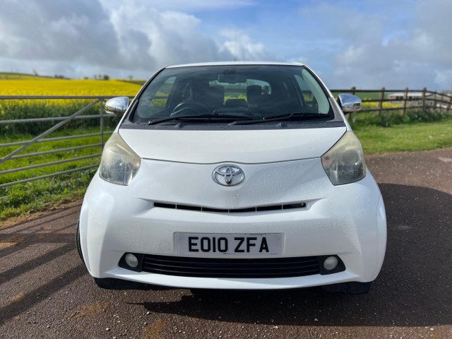 Toyota Iq - Image 9