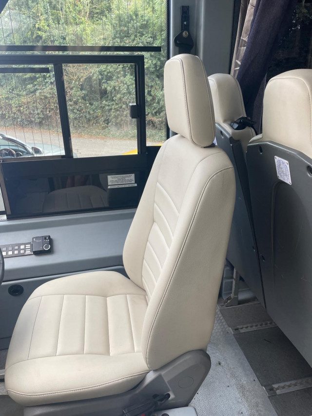 Volkswagen Crafter - Image 4