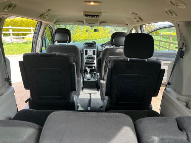 Chrysler Grand Voyager - Image 15
