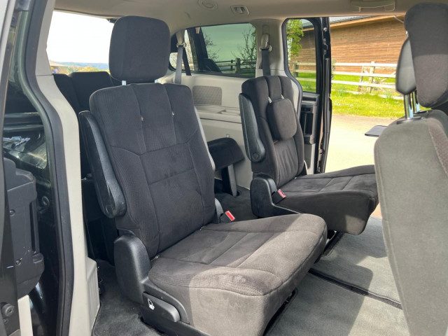 Chrysler Grand Voyager - Image 16