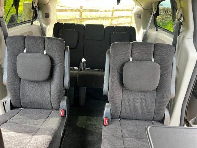 Chrysler Grand Voyager - Image 17