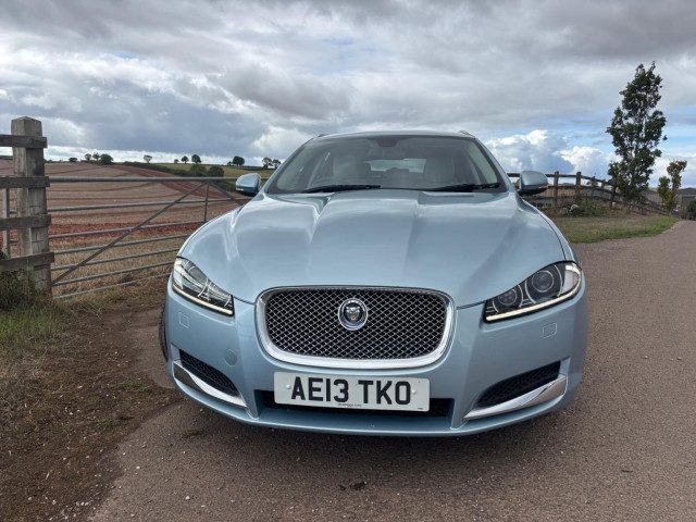 Jaguar Xf - Image 9