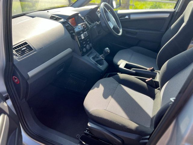 Vauxhall Zafira - Image 16