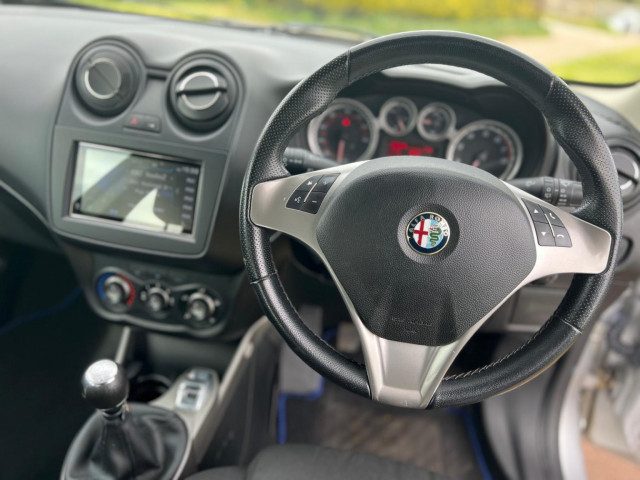 Alfa Romeo Mito - Image 12