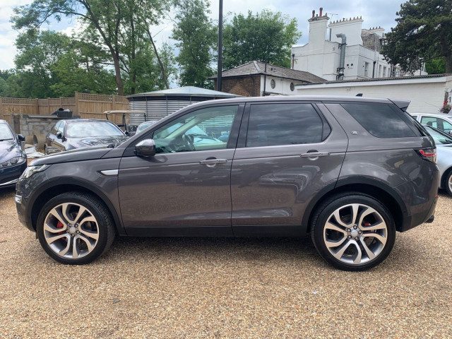 Land Rover Discovery Sport - Image 4