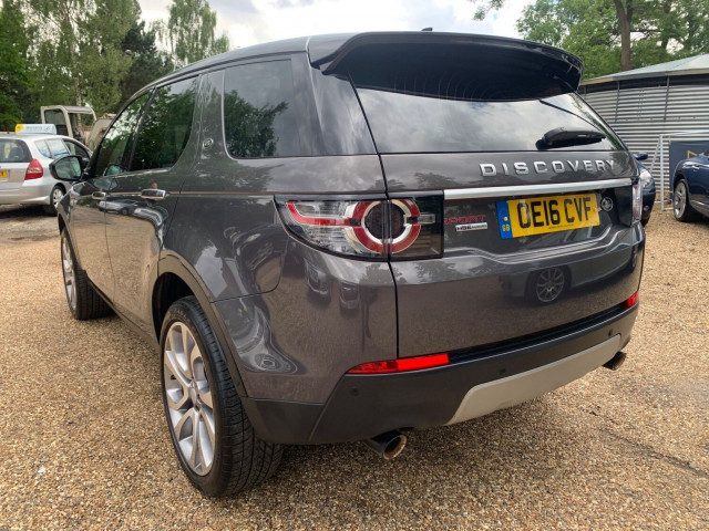 Land Rover Discovery Sport - Image 5
