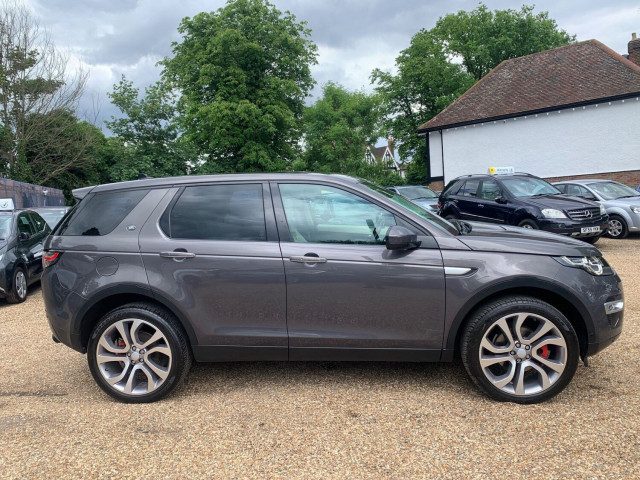 Land Rover Discovery Sport - Image 6