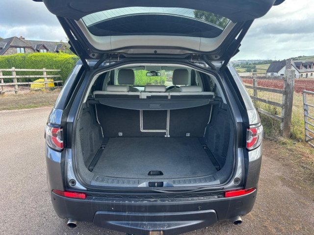 Land Rover Discovery Sport - Image 16