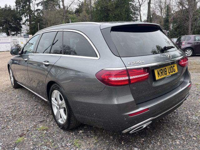 Mercedes-Benz E Class - Image 5