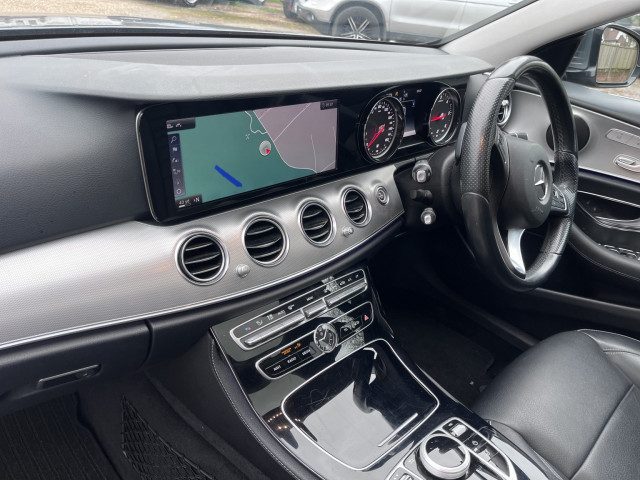 Mercedes-Benz E Class - Image 10