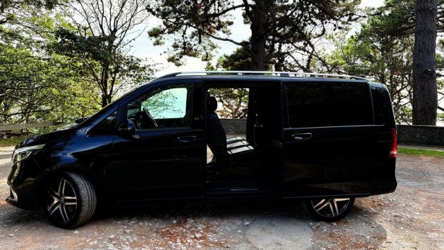 Mercedes-Benz V Class - Image 11