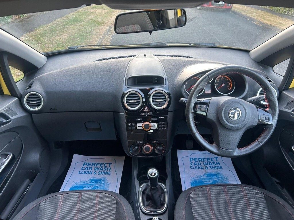 Vauxhall Corsa - Image 4