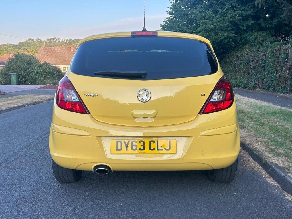 Vauxhall Corsa - Image 12