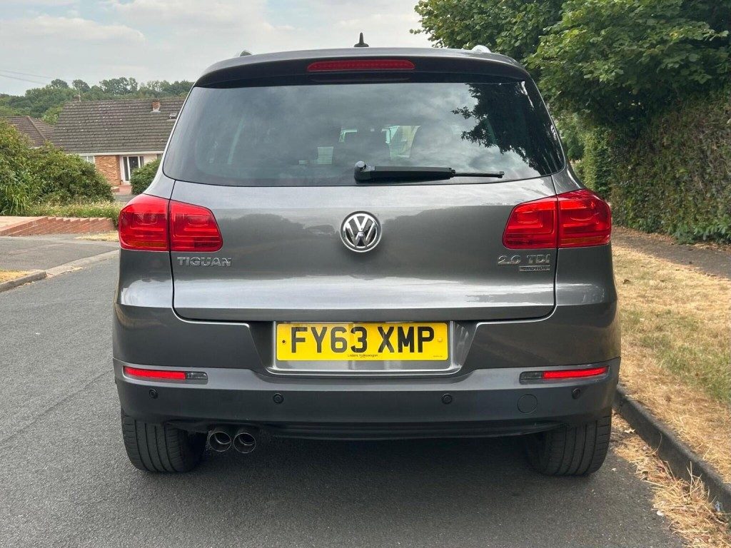 Volkswagen Tiguan - Image 14