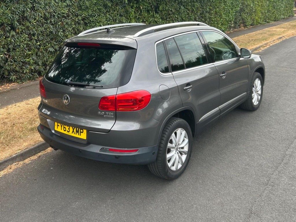 Volkswagen Tiguan - Image 18