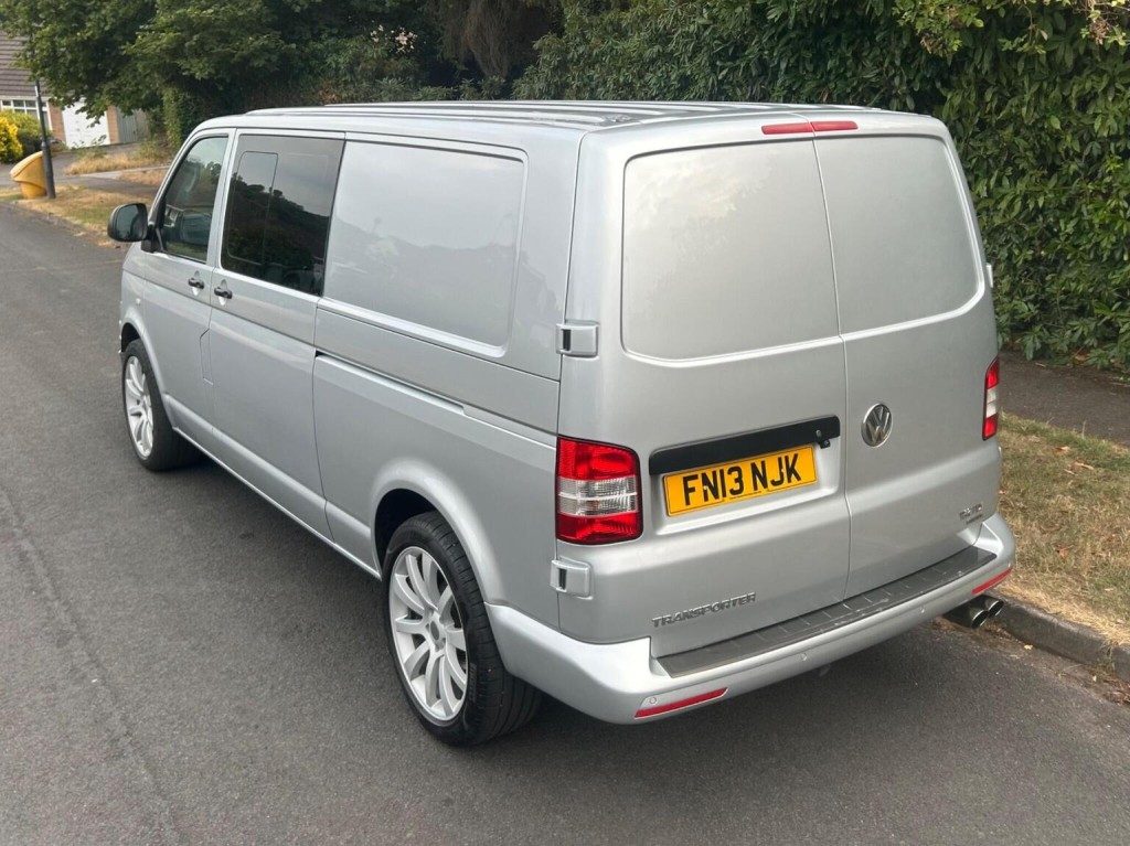 Volkswagen Transporter - Image 16