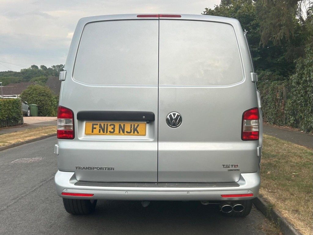 Volkswagen Transporter - Image 17