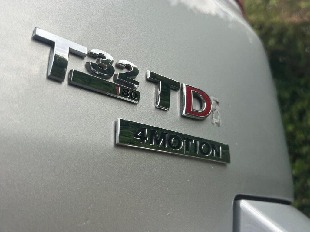 Volkswagen Transporter - Image 19
