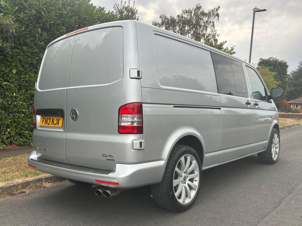 Volkswagen Transporter - Image 20