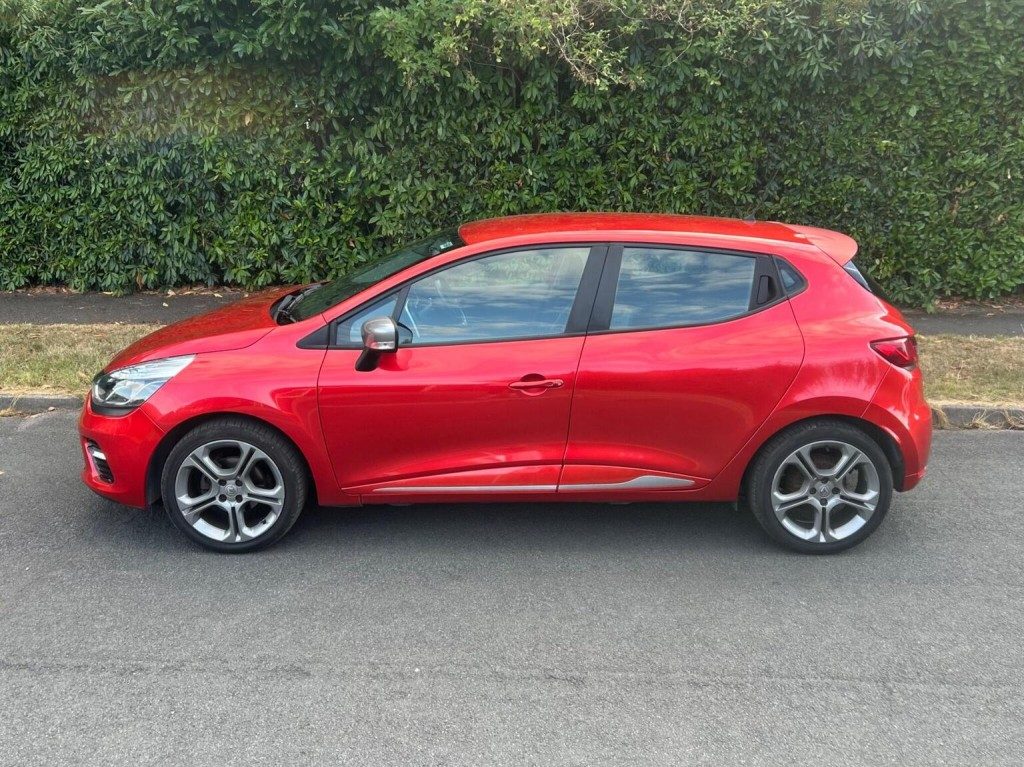 Renault Clio - Image 8