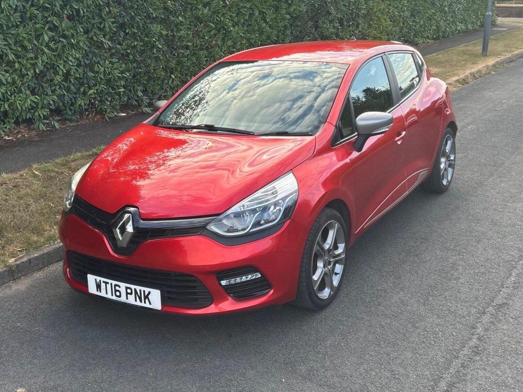 Renault Clio - Image 11
