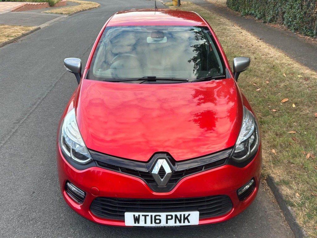 Renault Clio - Image 13