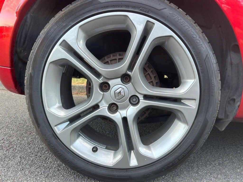 Renault Clio - Image 20