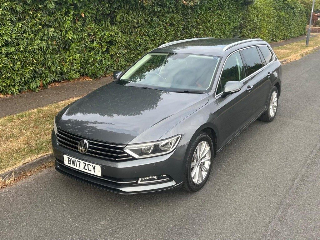 Volkswagen Passat - Image 7