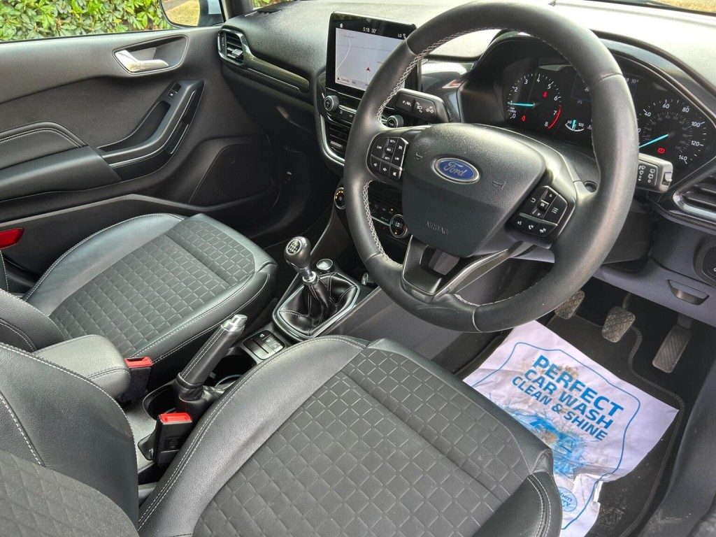 Ford Fiesta - Image 5