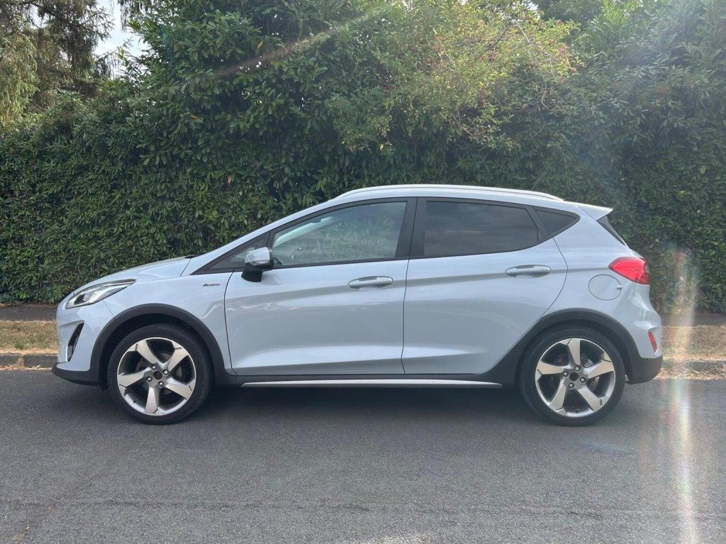 Ford Fiesta - Image 9