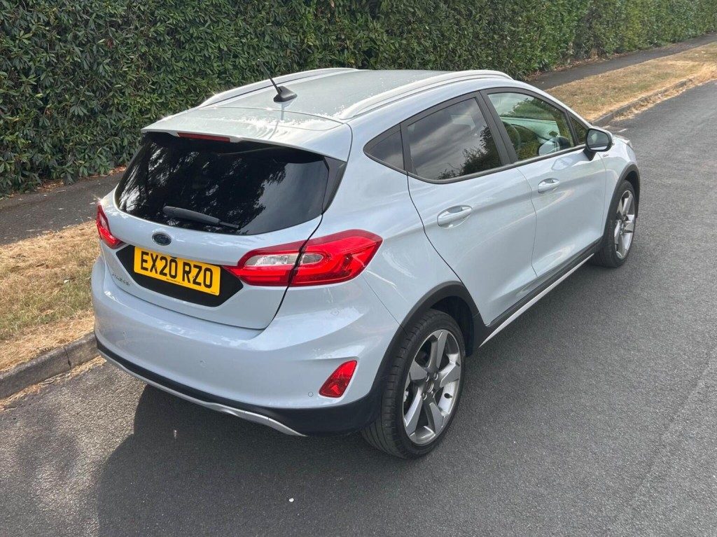 Ford Fiesta - Image 16