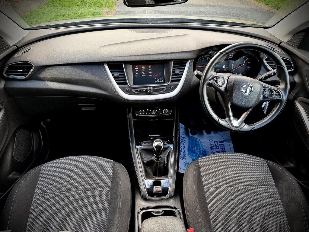 Vauxhall Grandland X - Image 4