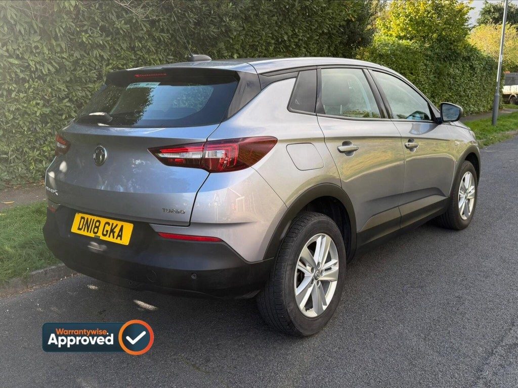 Vauxhall Grandland X - Image 17