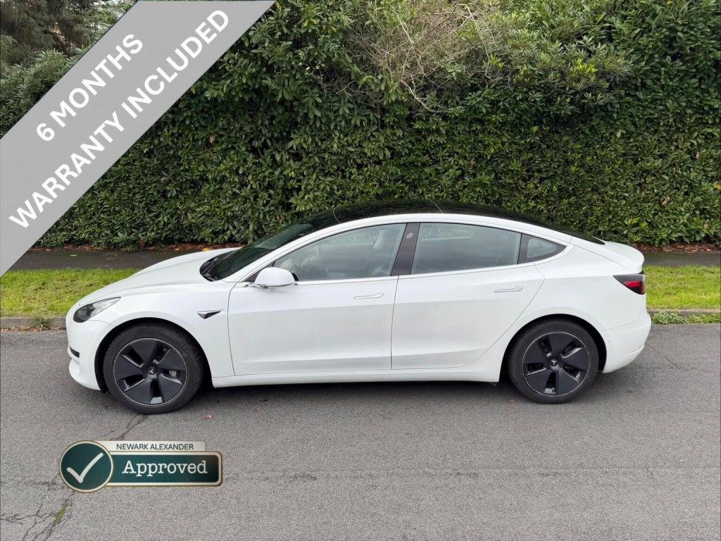 Tesla Model 3 - Image 10