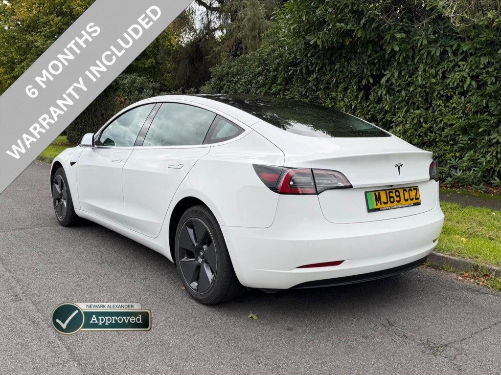 Tesla Model 3 - Image 13