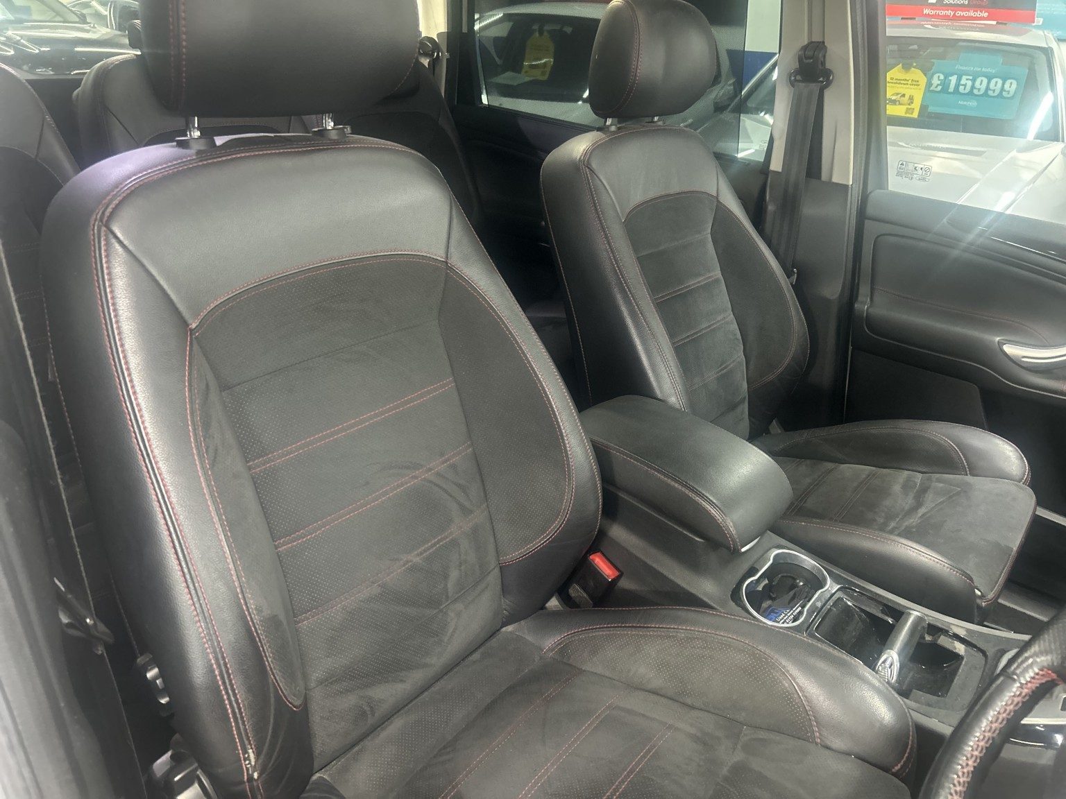 Ford S-Max - Image 9