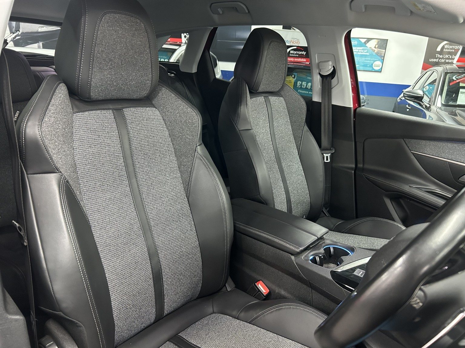Peugeot 3008 - Image 8