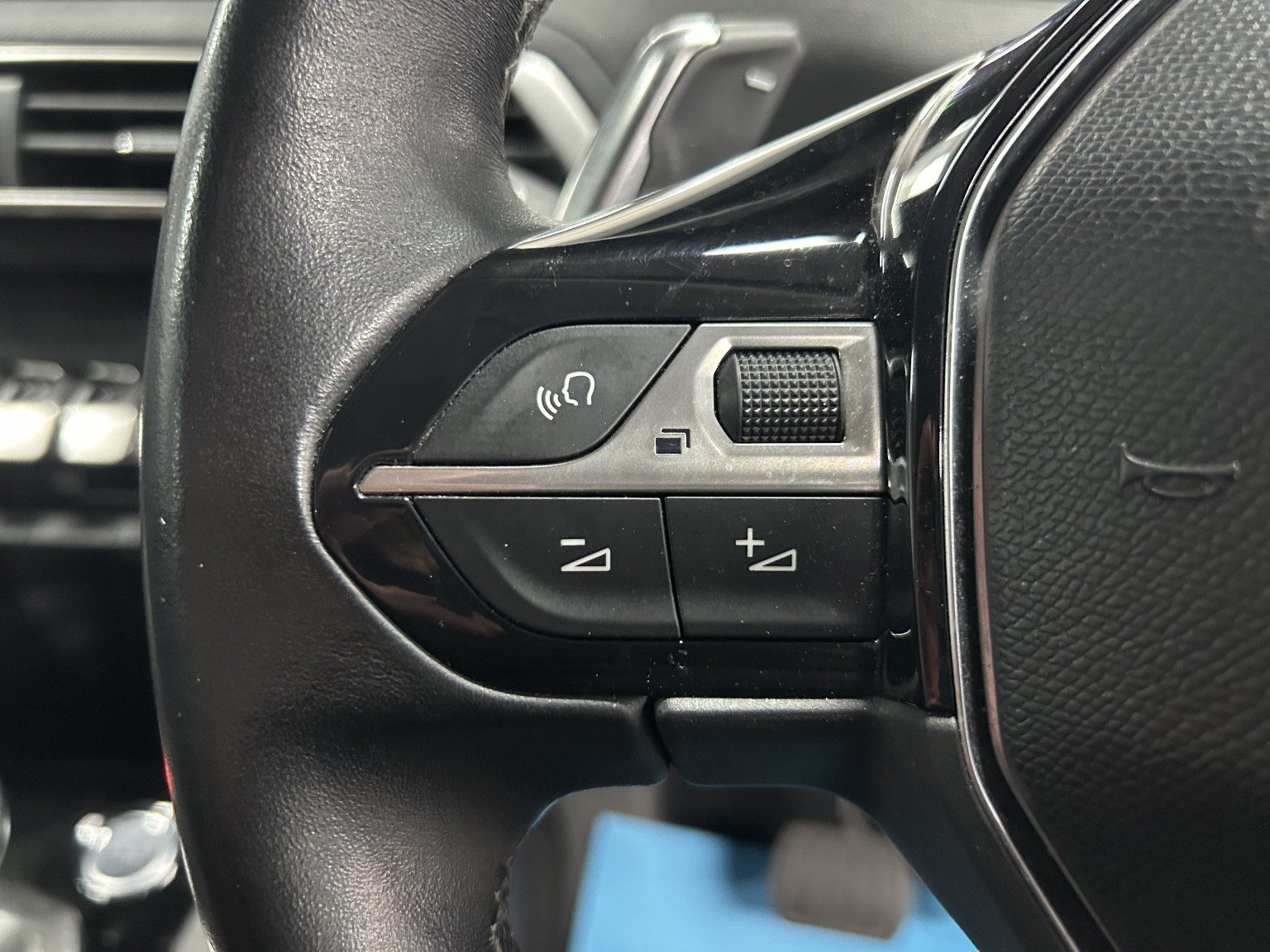 Peugeot 3008 - Image 12