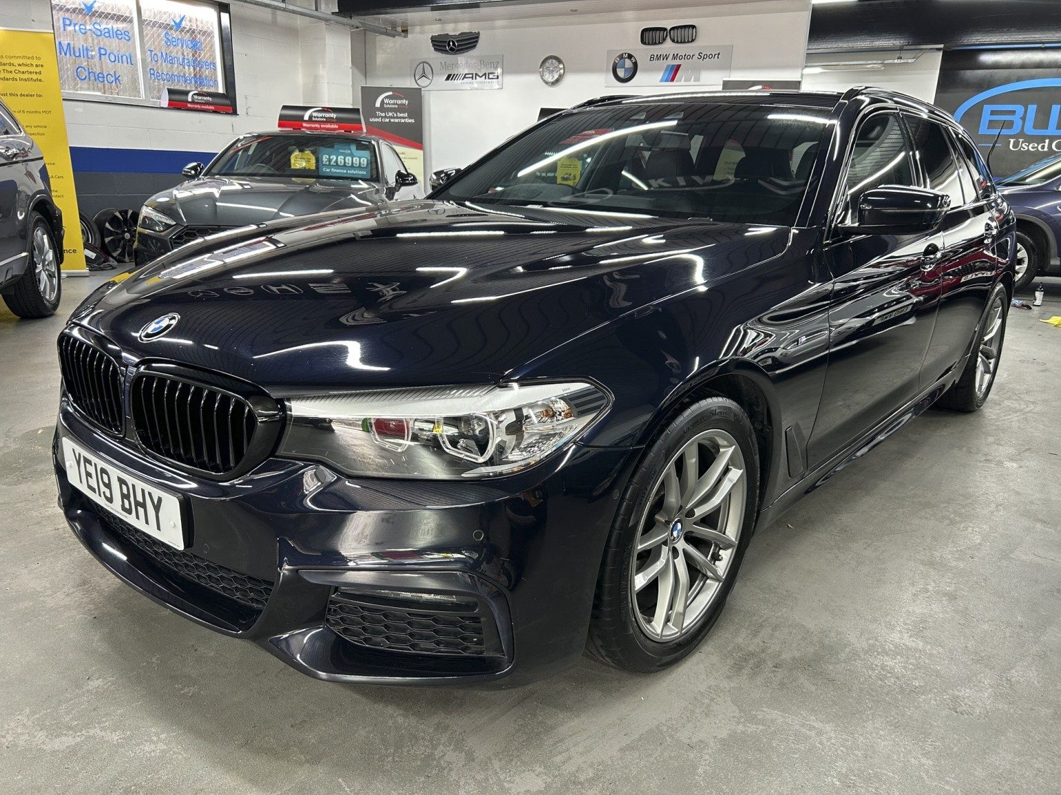 Bmw 5 Series - Image 4