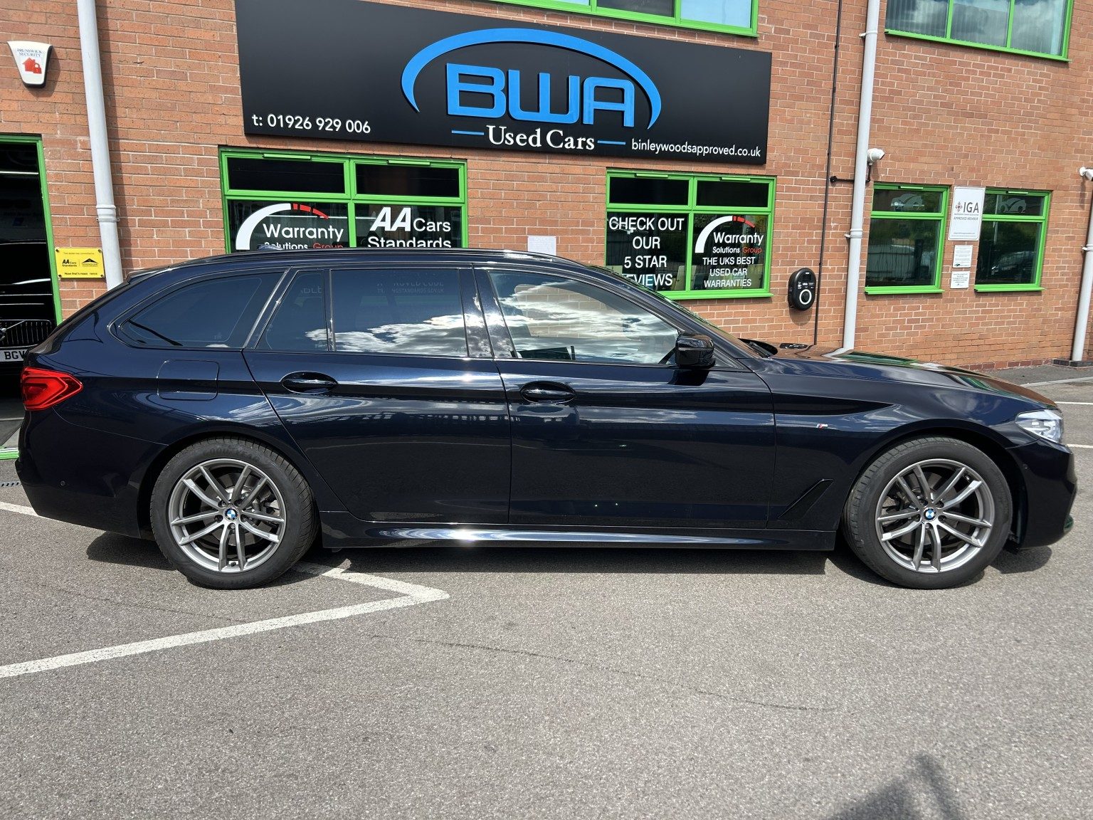 Bmw 5 Series - Image 14