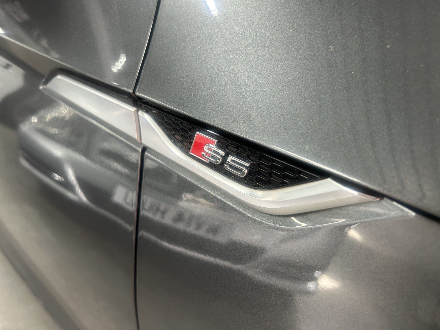 Audi S5 - Image 5