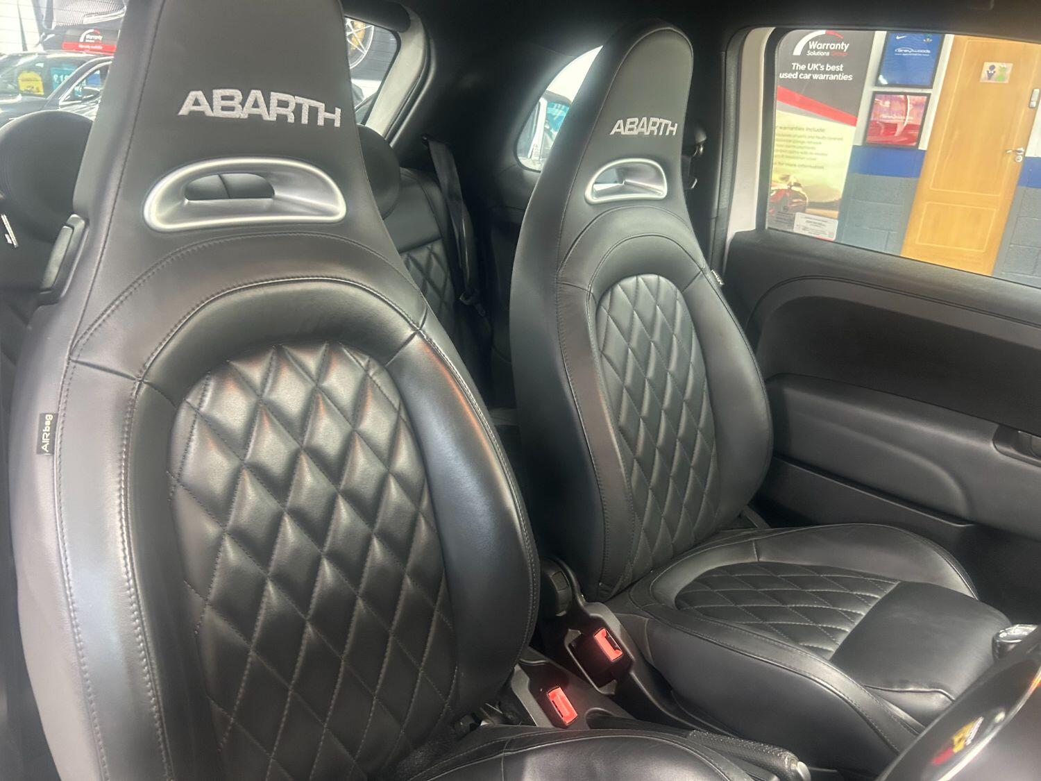 Abarth 595 - Image 16