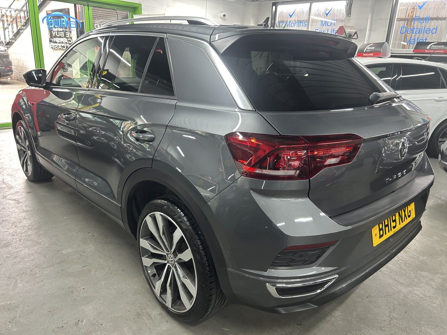 Volkswagen T-Roc - Image 6