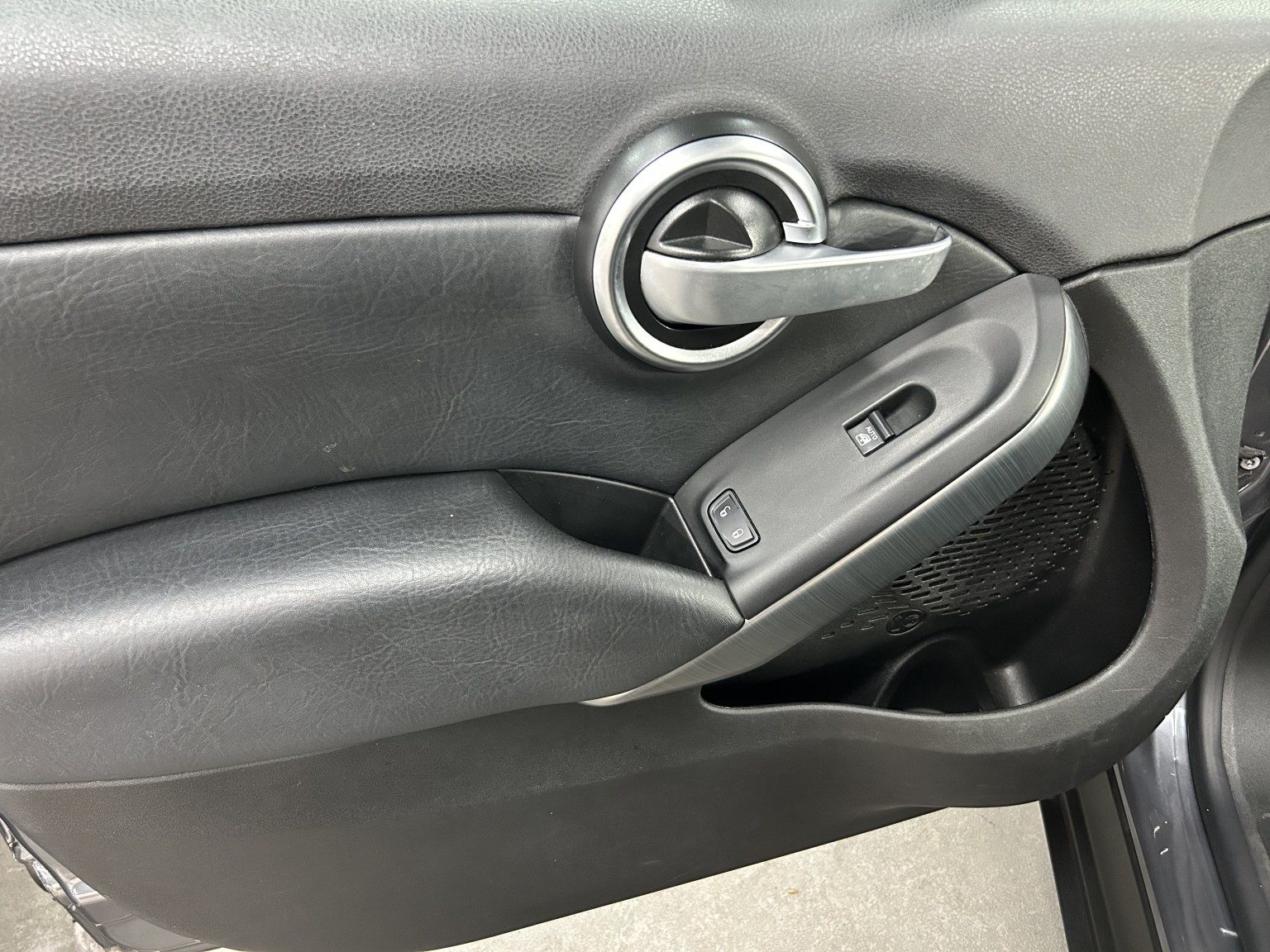 Fiat 500X - Image 10