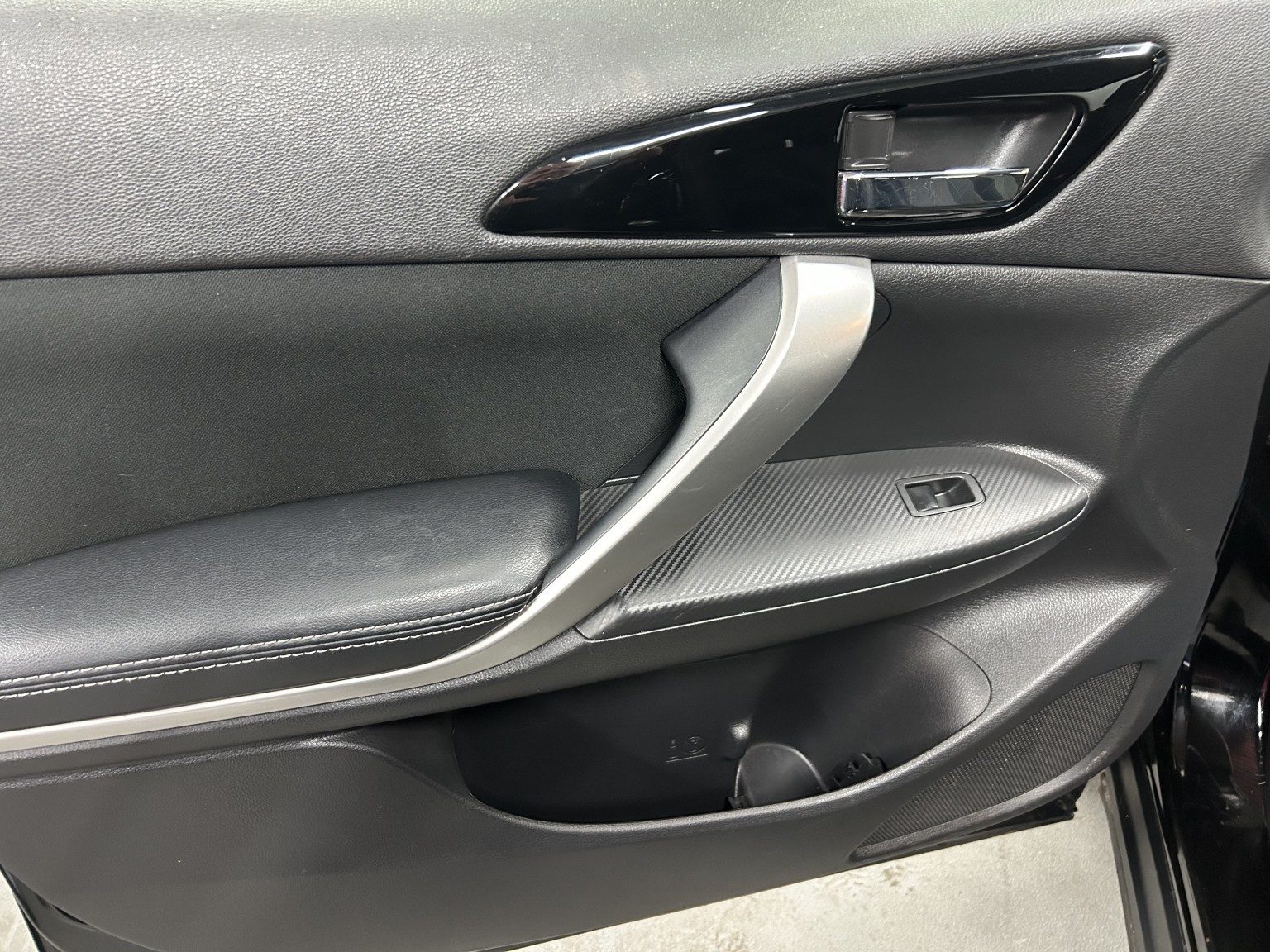 Mitsubishi Eclipse Cross - Image 7