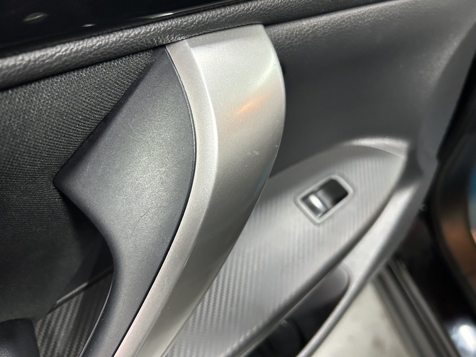 Mitsubishi Eclipse Cross - Image 8